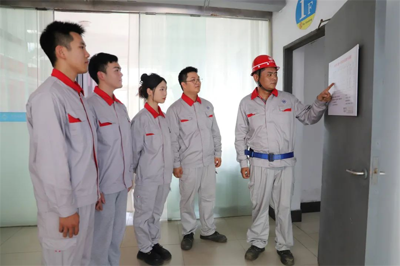 第11頁(yè)_公司動(dòng)態(tài)_新聞中心_蕪湖造船廠有限公司